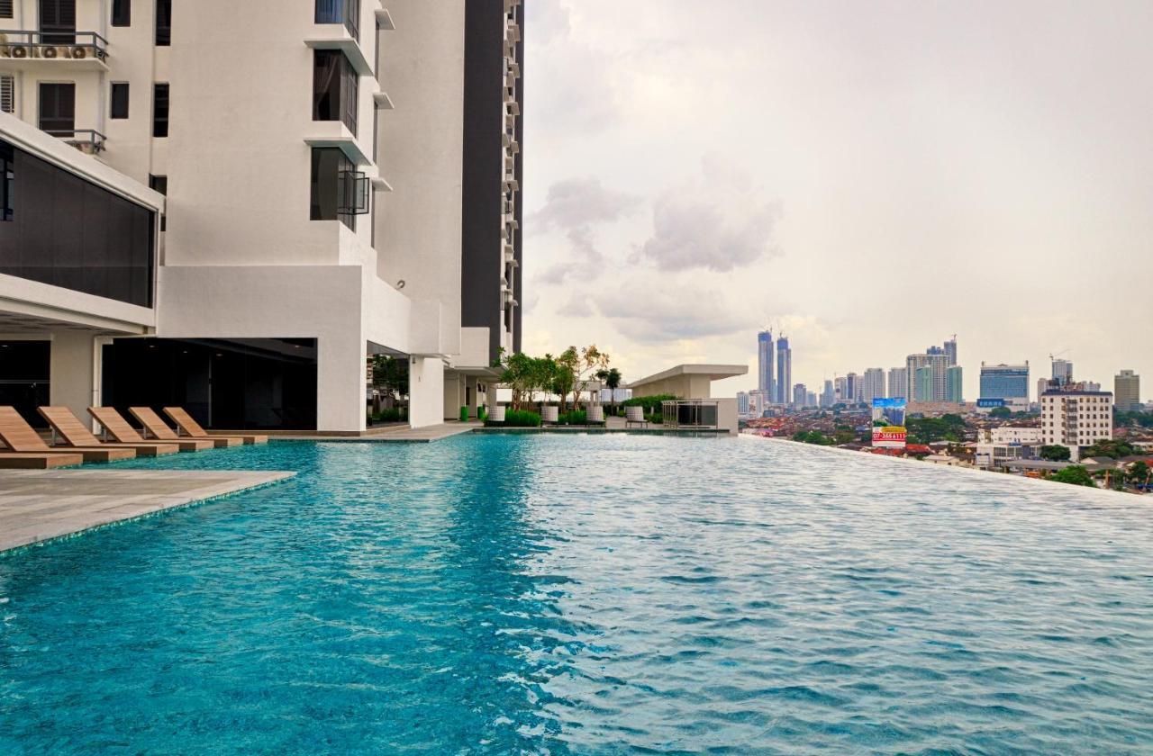 1Tebrau Premium Suites By 12Stay Johor Bahru Zewnętrze zdjęcie