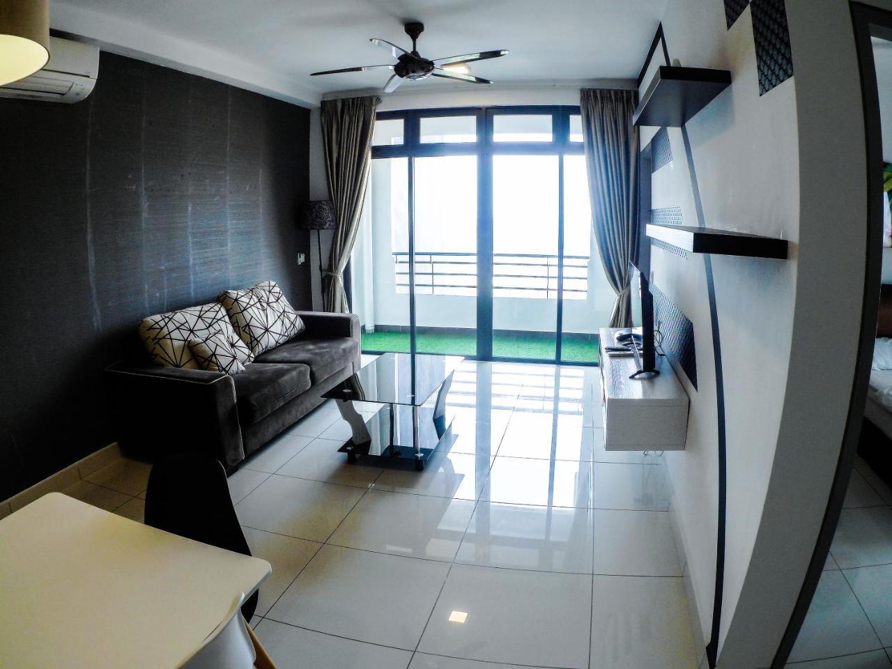 1Tebrau Premium Suites By 12Stay Johor Bahru Zewnętrze zdjęcie